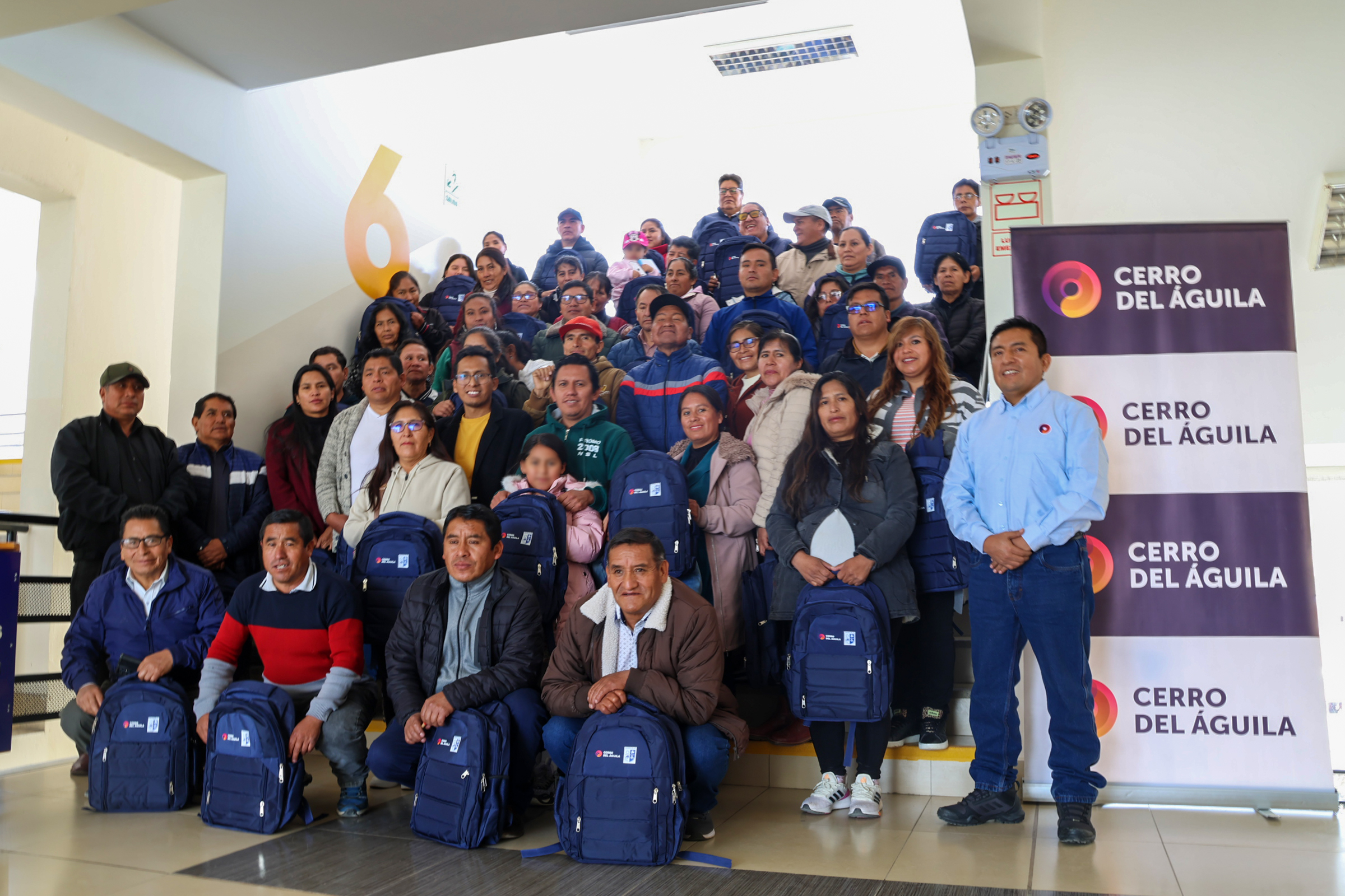 Central Hidroeléctrica Cerro del Águila impulsa el fortalecimiento docente en comunidades de Tayacaja