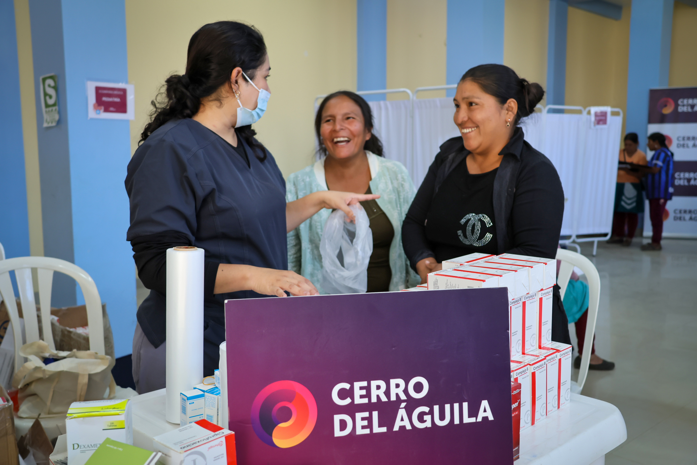 Hidroeléctrica Cerro del Águila brinda más de 1600 atenciones en campaña de salud en Tayacaja